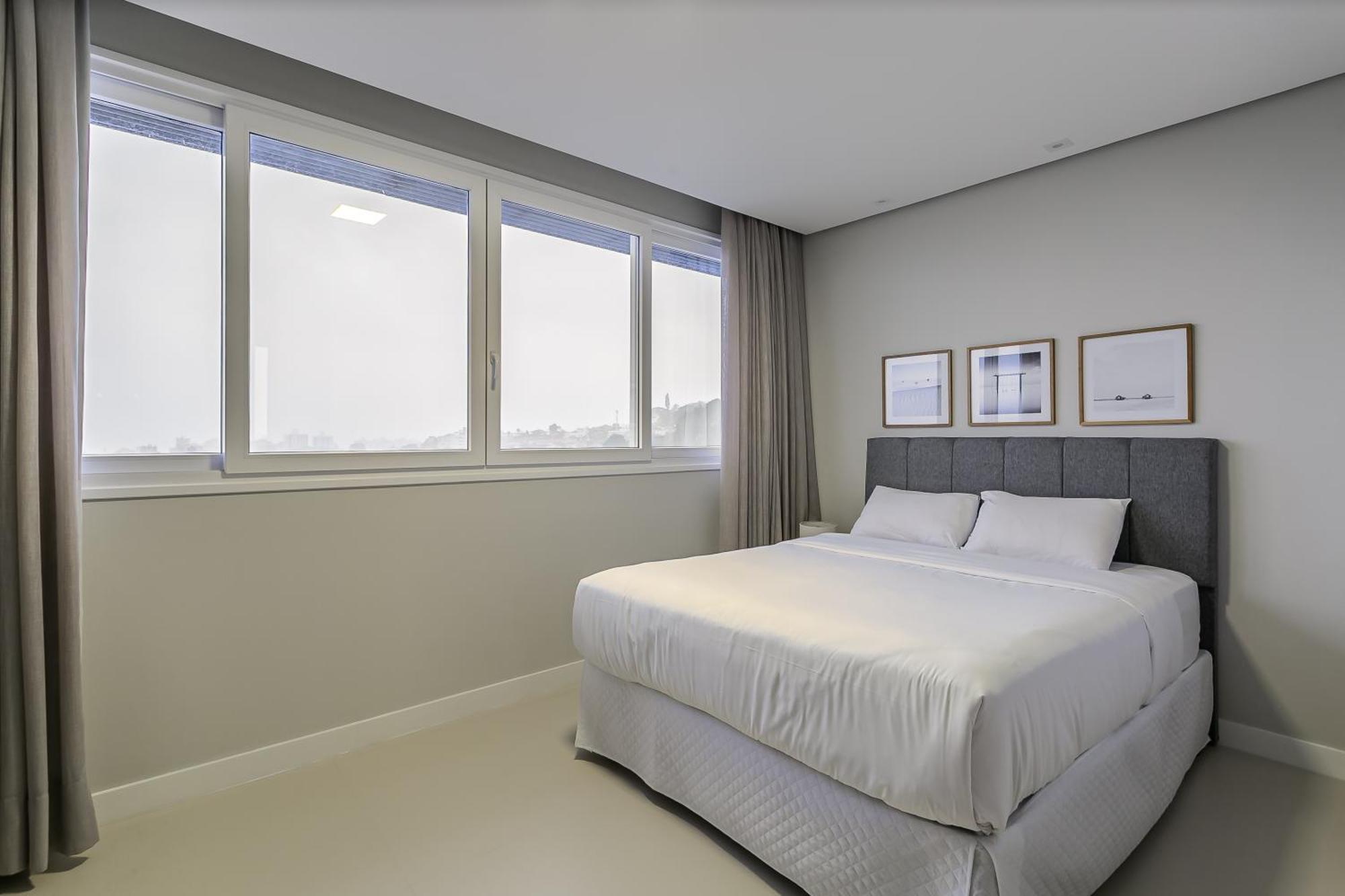 Apartamento Apto em localização incrível no Centro, prédio com piscina e academia Florianópolis Habitación foto