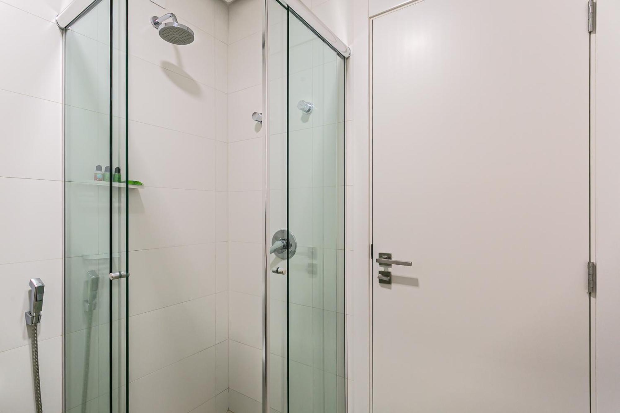 Apartamento Apto em localização incrível no Centro, prédio com piscina e academia Florianópolis Habitación foto