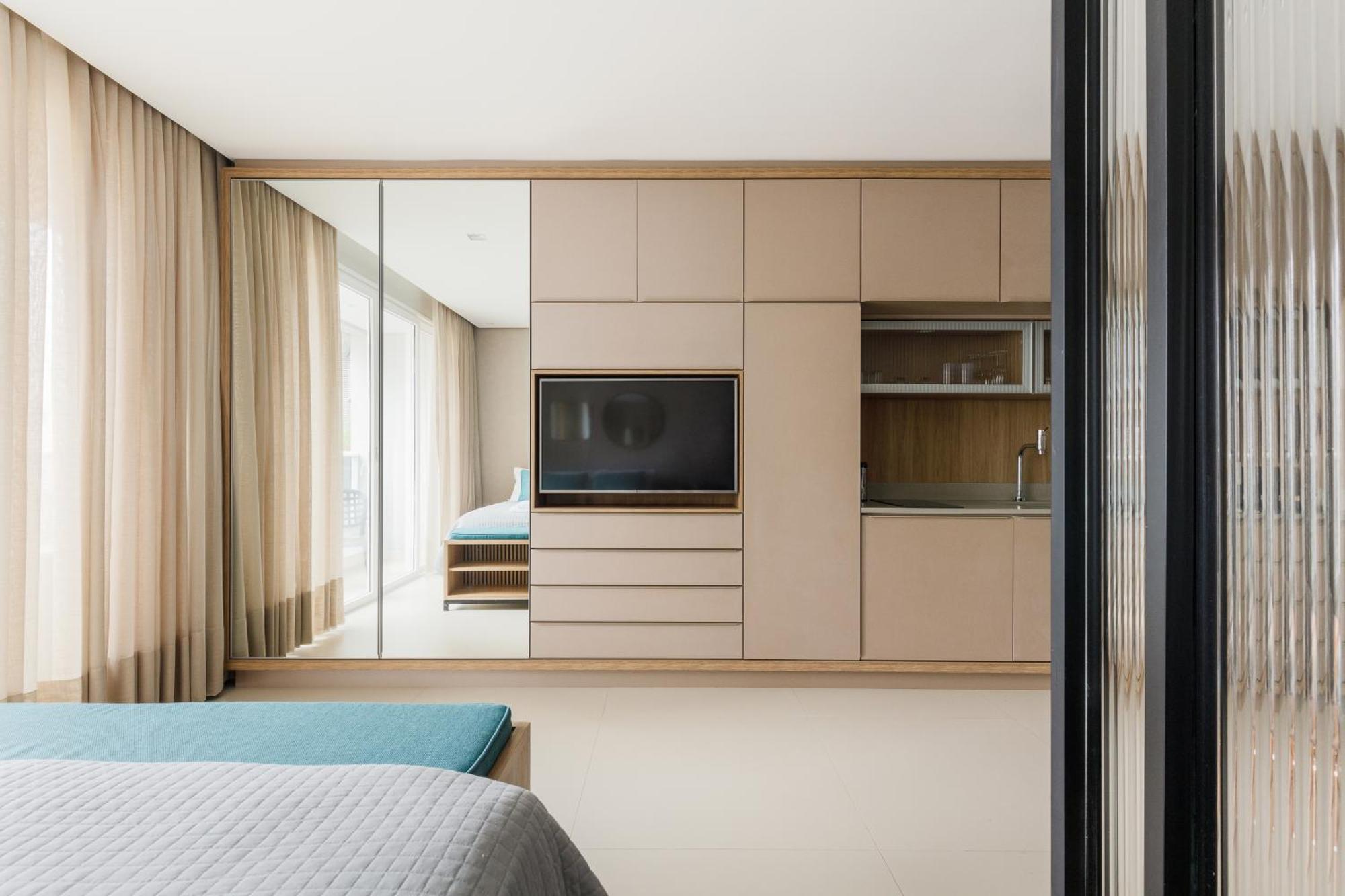Apartamento Apto em localização incrível no Centro, prédio com piscina e academia Florianópolis Habitación foto