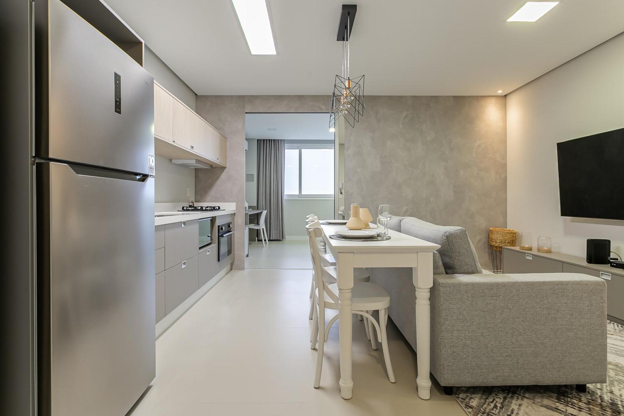 Apartamento Apto em localização incrível no Centro, prédio com piscina e academia Florianópolis Habitación foto